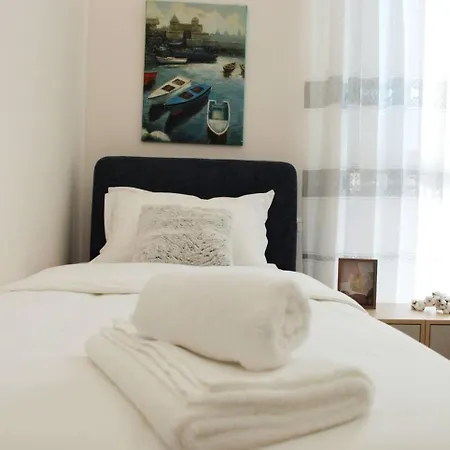 Lindi's 3/6 Appartement